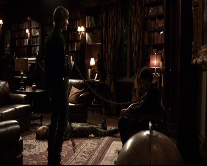 VampireDiariesWorld-dot-org_2x14CryingWolf1362.jpg