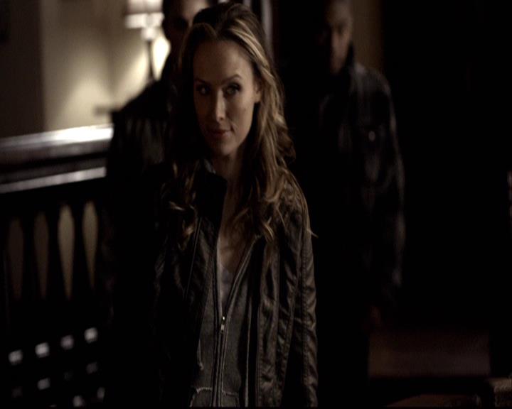 VampireDiariesWorld-dot-org_2x14CryingWolf1376.jpg