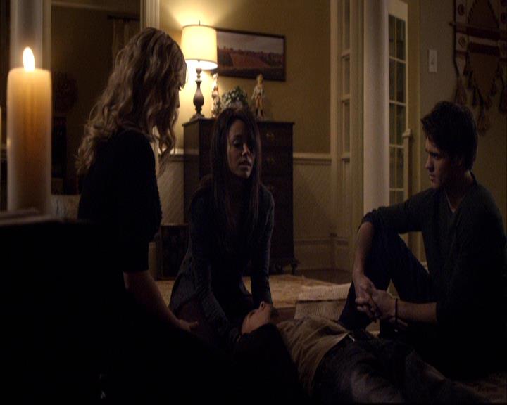 VampireDiariesWorld-dot-org_2x14CryingWolf1418.jpg