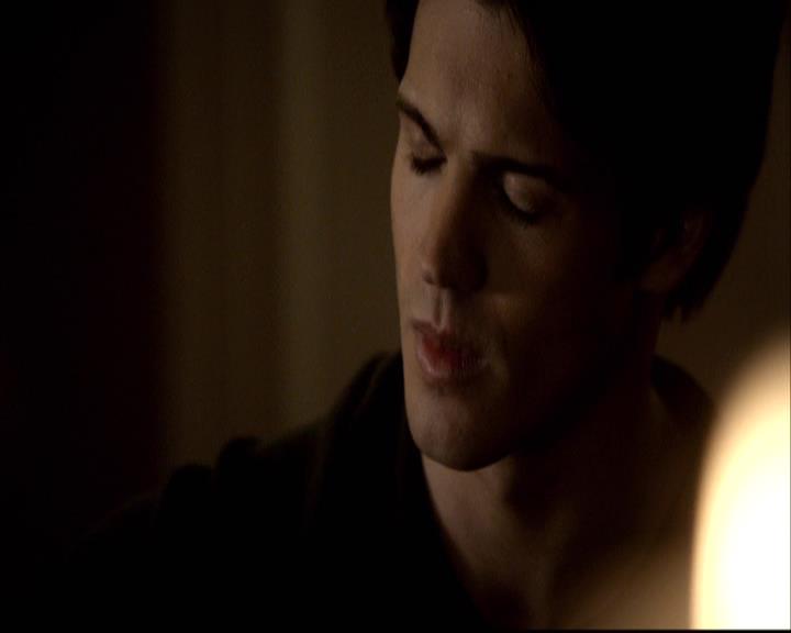 VampireDiariesWorld-dot-org_2x14CryingWolf1509.jpg