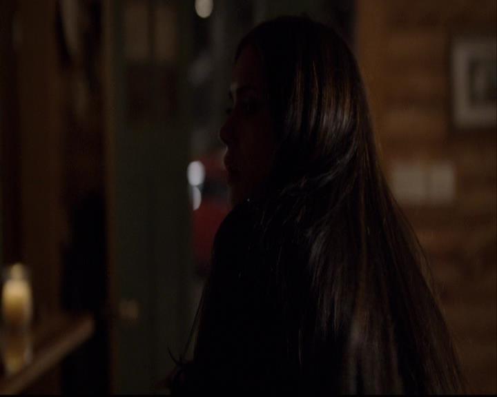 VampireDiariesWorld-dot-org_2x14CryingWolf1612.jpg