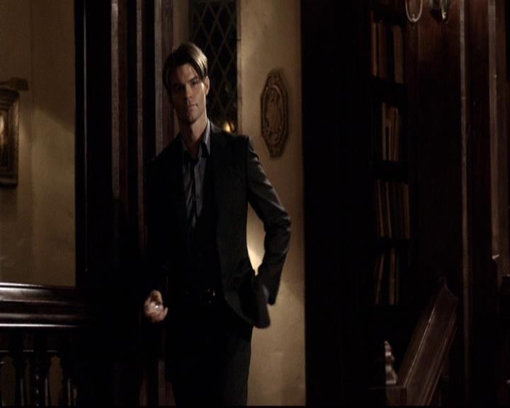 VampireDiariesWorld-dot-org_2x14CryingWolf1804.jpg