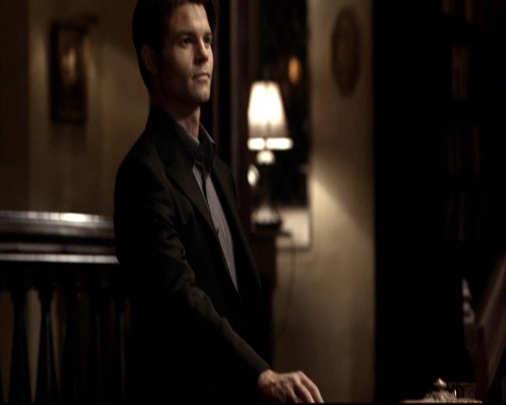 VampireDiariesWorld-dot-org_2x14CryingWolf1810.jpg