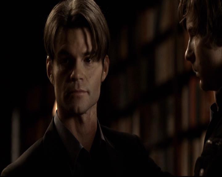 VampireDiariesWorld-dot-org_2x14CryingWolf1840.jpg