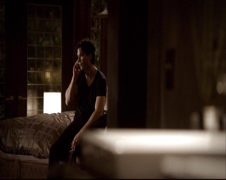 VampireDiariesWorld-dot-org_2x14CryingWolf1929.jpg