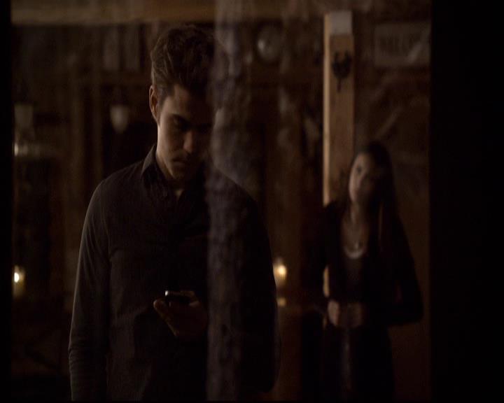 VampireDiariesWorld-dot-org_2x14CryingWolf1938.jpg