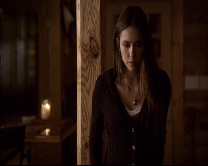 VampireDiariesWorld-dot-org_2x14CryingWolf1953.jpg