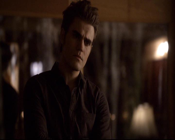 VampireDiariesWorld-dot-org_2x14CryingWolf1955.jpg