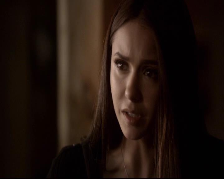 VampireDiariesWorld-dot-org_2x14CryingWolf1973.jpg