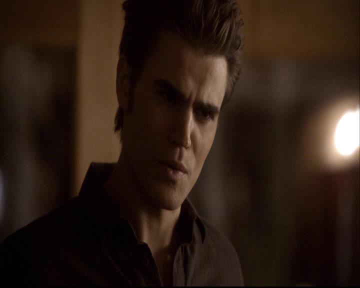 VampireDiariesWorld-dot-org_2x14CryingWolf1981.jpg