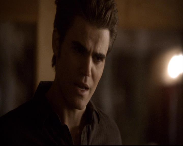 VampireDiariesWorld-dot-org_2x14CryingWolf1982.jpg