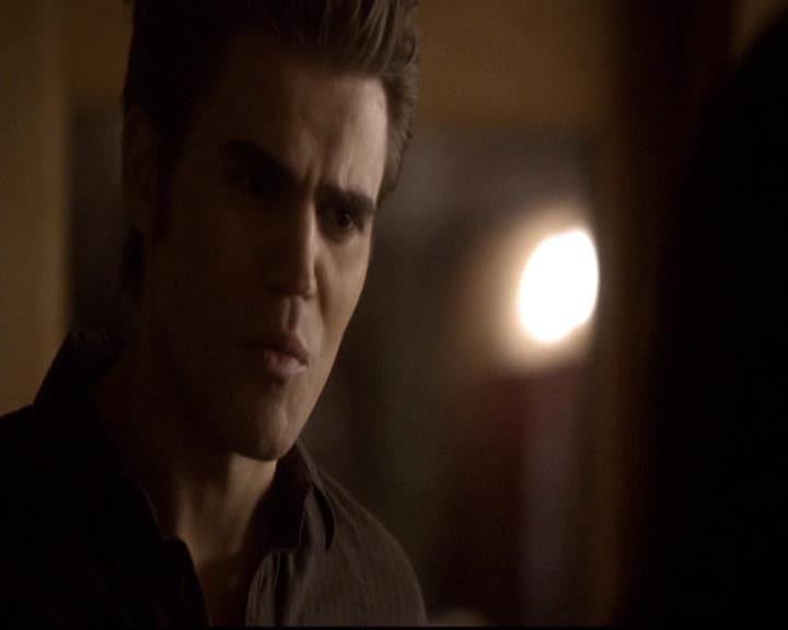 VampireDiariesWorld-dot-org_2x14CryingWolf1988.jpg