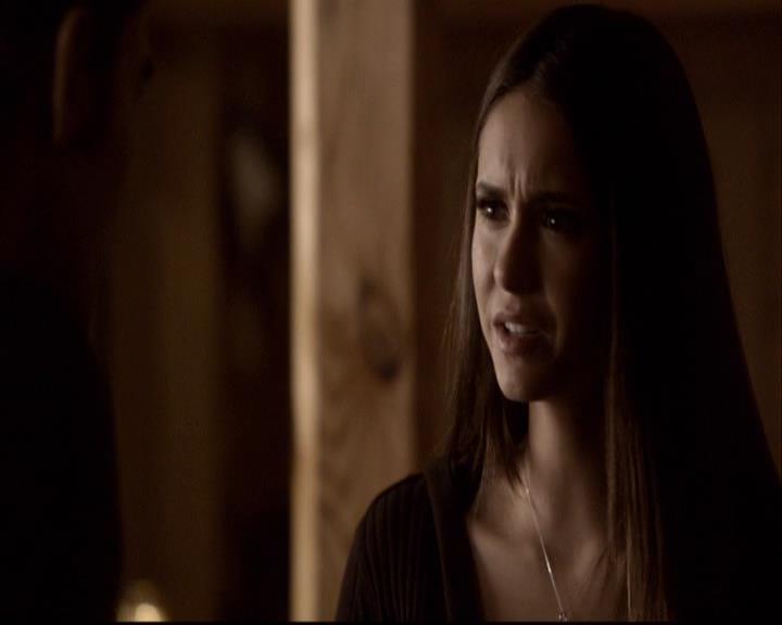 VampireDiariesWorld-dot-org_2x14CryingWolf1991.jpg