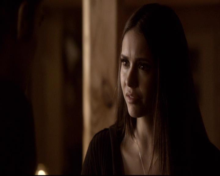 VampireDiariesWorld-dot-org_2x14CryingWolf1994.jpg