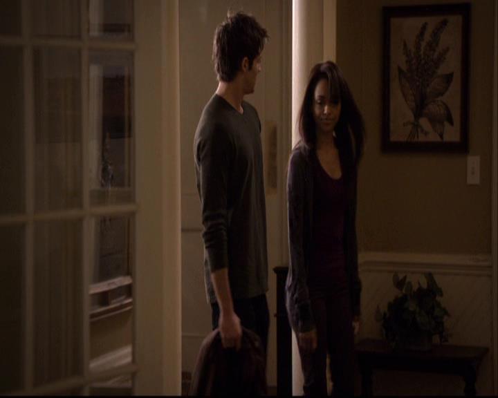 VampireDiariesWorld-dot-org_2x14CryingWolf2012.jpg