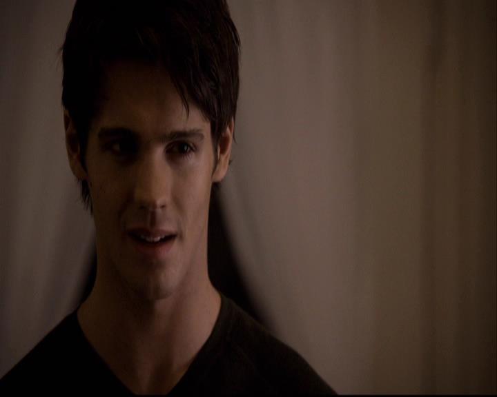 VampireDiariesWorld-dot-org_2x14CryingWolf2047.jpg