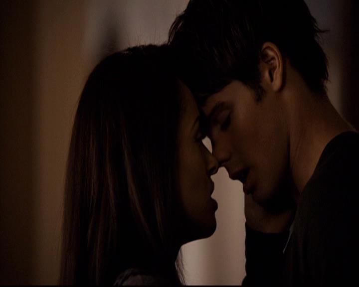 VampireDiariesWorld-dot-org_2x14CryingWolf2064.jpg