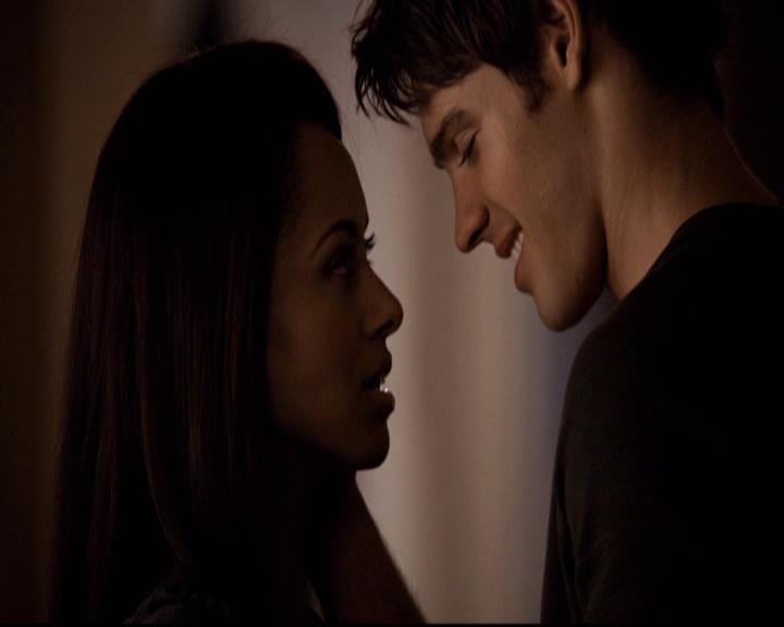 VampireDiariesWorld-dot-org_2x14CryingWolf2070.jpg