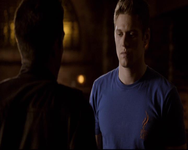 VampireDiariesWorld-dot-org_2x14CryingWolf2113.jpg