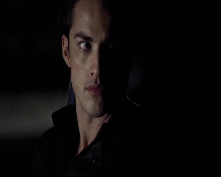 VampireDiariesWorld-dot-org_2x14CryingWolf2213.jpg