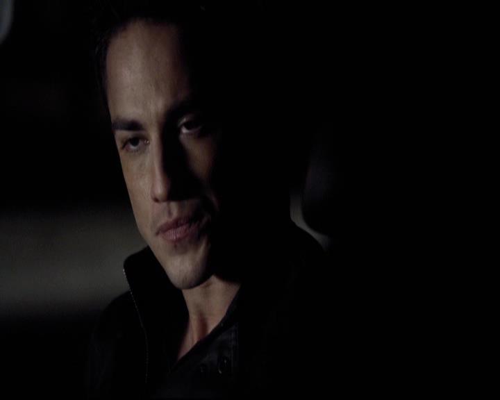 VampireDiariesWorld-dot-org_2x14CryingWolf2216.jpg