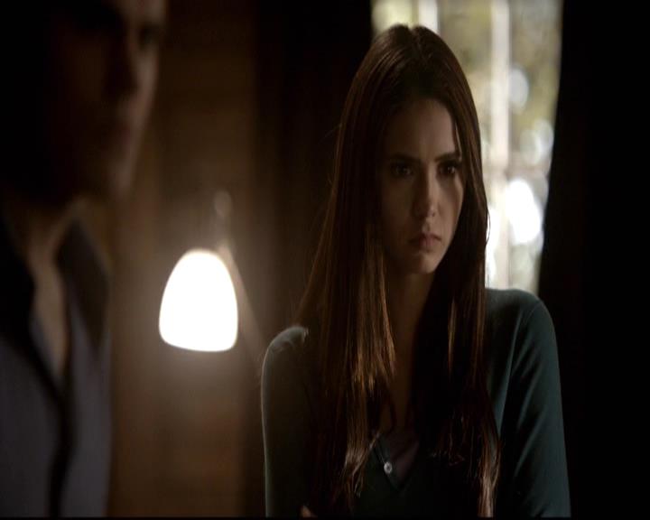 VampireDiariesWorld-dot-org_2x16TheHouseGuest0106.jpg