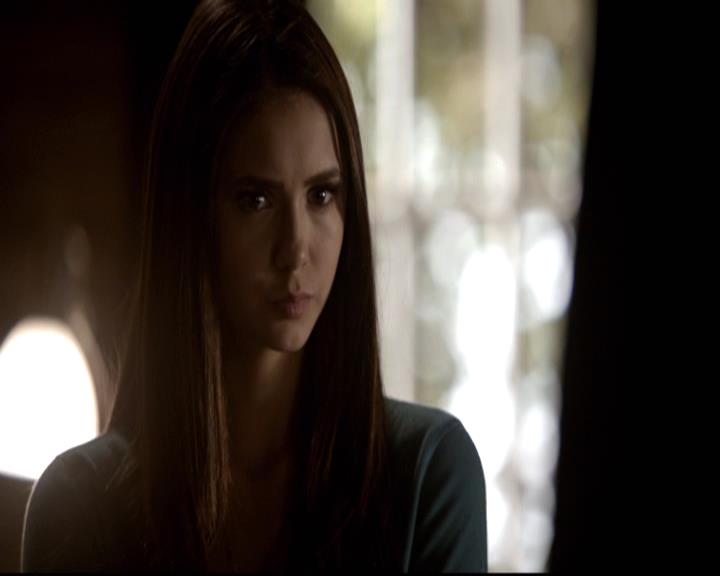 VampireDiariesWorld-dot-org_2x16TheHouseGuest0114.jpg