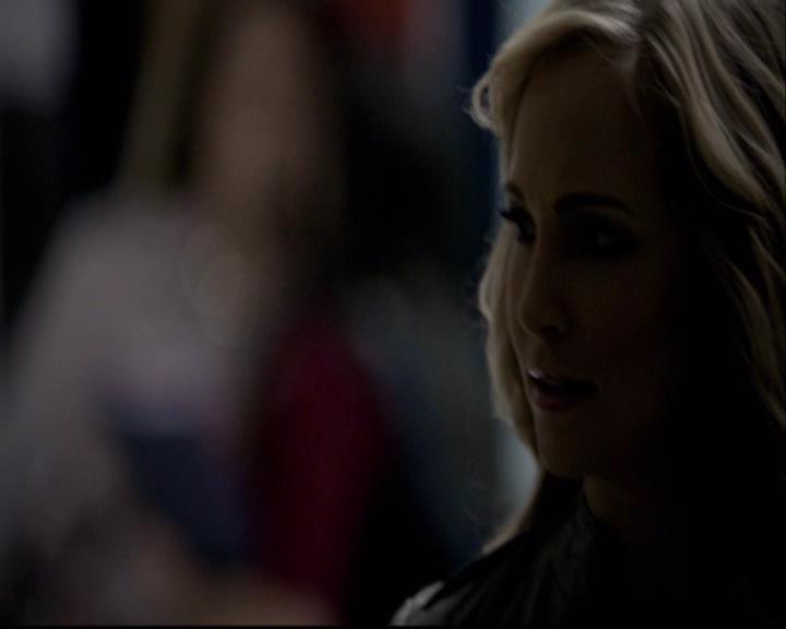 VampireDiariesWorld-dot-org_2x16TheHouseGuest0146.jpg