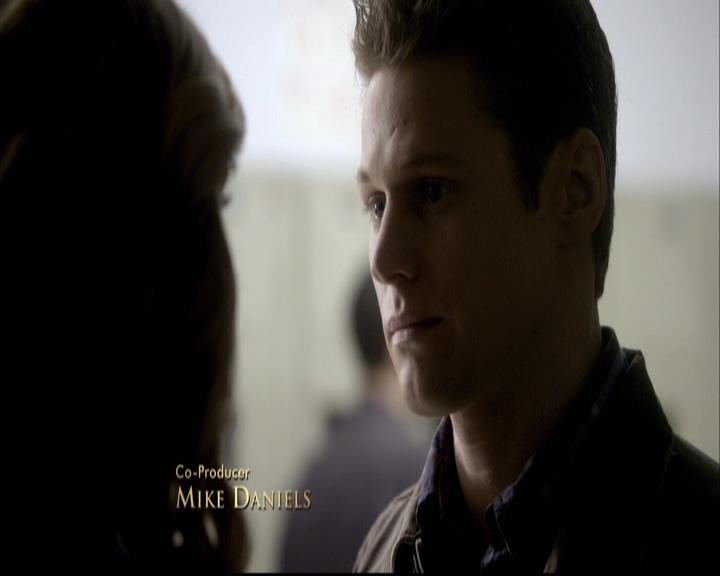 VampireDiariesWorld-dot-org_2x16TheHouseGuest0168.jpg