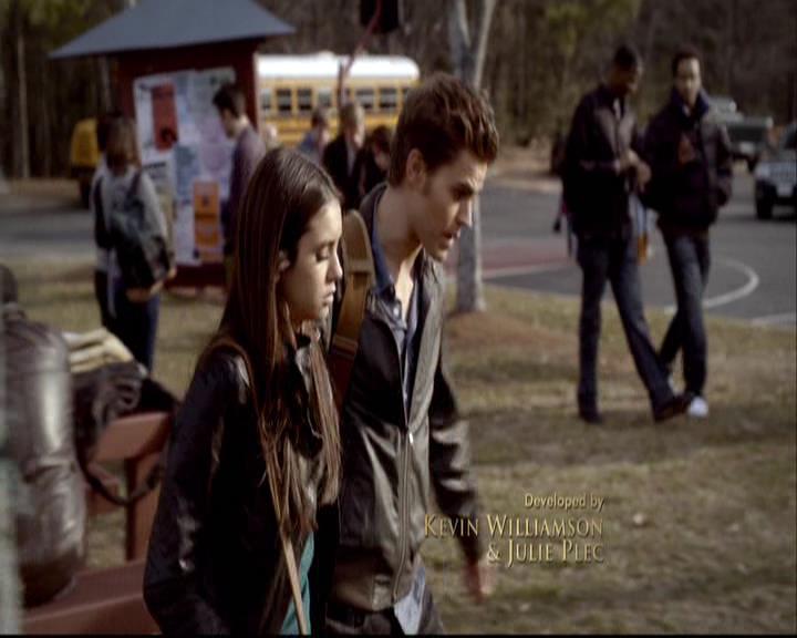 VampireDiariesWorld-dot-org_2x16TheHouseGuest0201.jpg