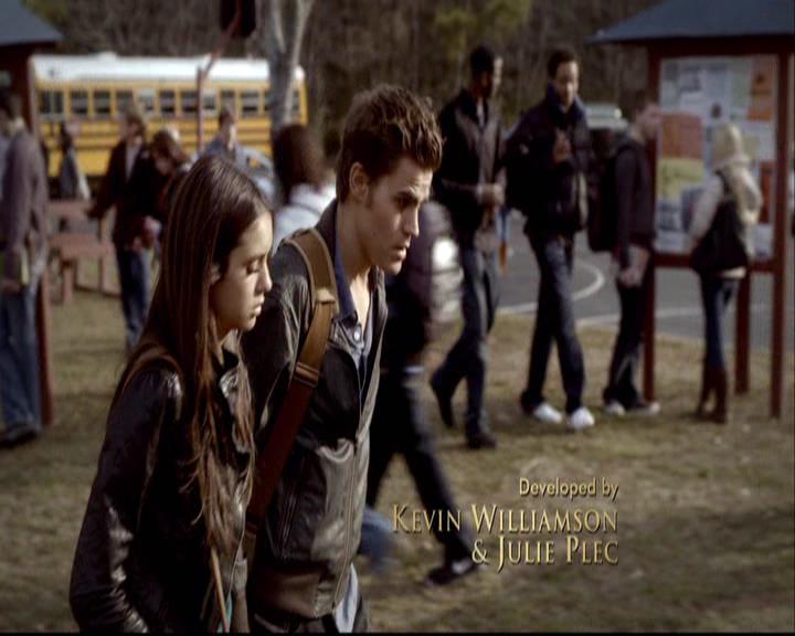 VampireDiariesWorld-dot-org_2x16TheHouseGuest0202.jpg