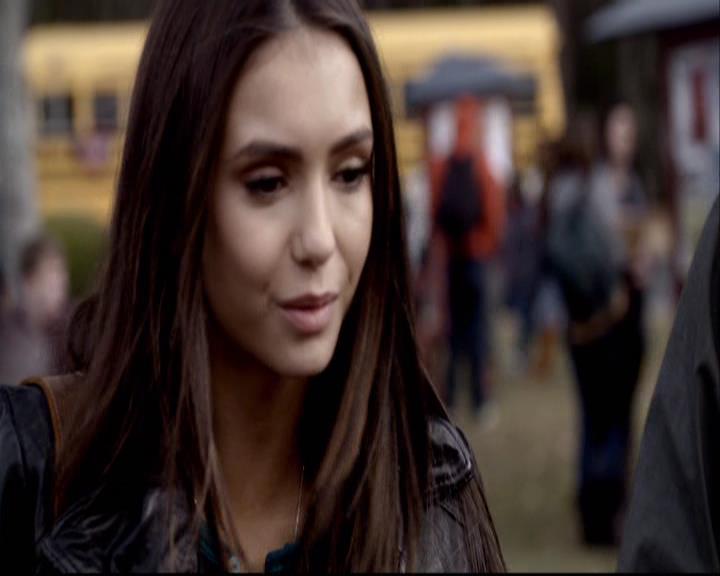 VampireDiariesWorld-dot-org_2x16TheHouseGuest0207.jpg