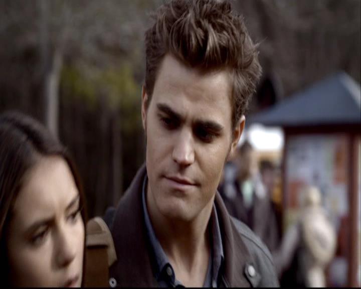 VampireDiariesWorld-dot-org_2x16TheHouseGuest0208.jpg