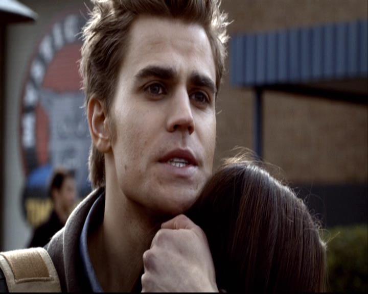 VampireDiariesWorld-dot-org_2x16TheHouseGuest0212.jpg