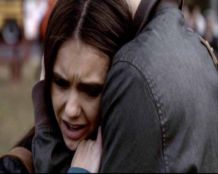 VampireDiariesWorld-dot-org_2x16TheHouseGuest0214.jpg