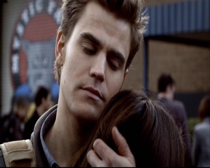 VampireDiariesWorld-dot-org_2x16TheHouseGuest0223.jpg