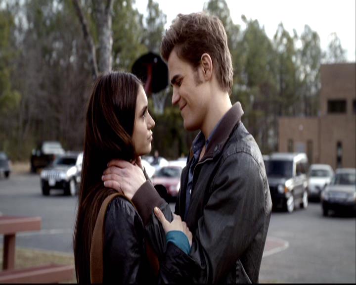 VampireDiariesWorld-dot-org_2x16TheHouseGuest0228.jpg