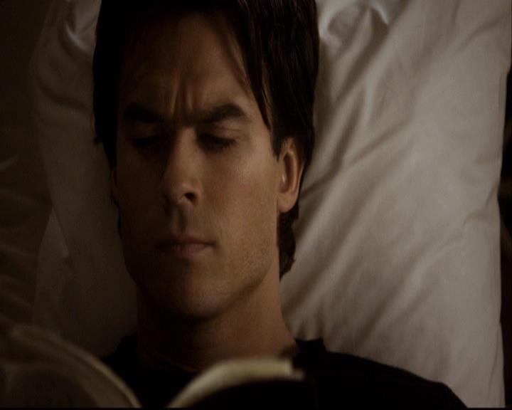 VampireDiariesWorld-dot-org_2x16TheHouseGuest2029.jpg