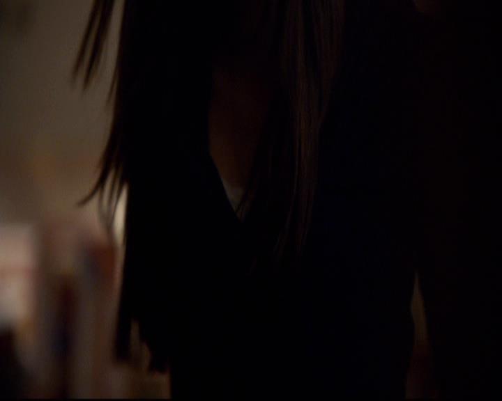 VampireDiariesWorld-dot-org_2x16TheHouseGuest2160.jpg