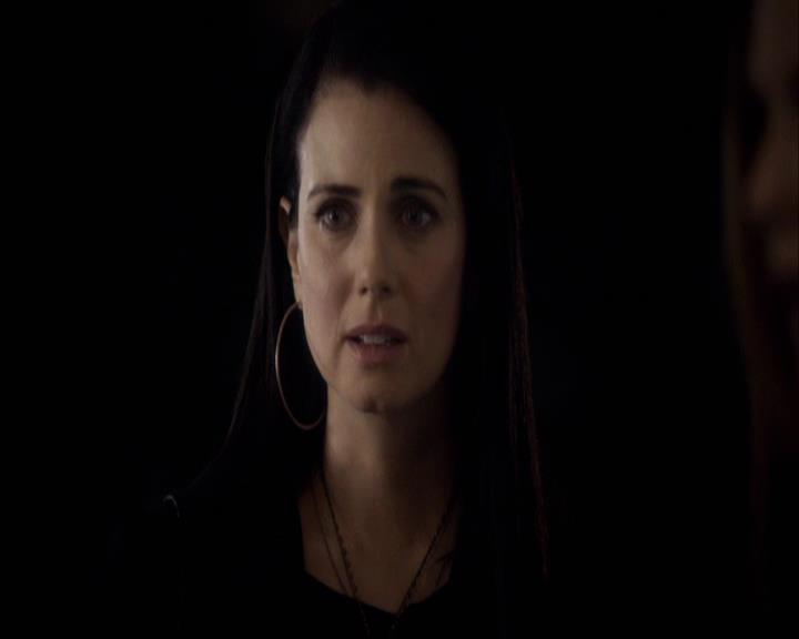 VampireDiariesWorld-dot-org_2x16TheHouseGuest2178.jpg