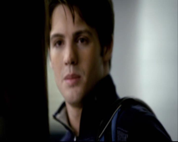 VampireDiariesWorld-dot-org_2x18TheLastDance0517.jpg