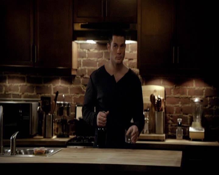 VampireDiariesWorld-dot-org_2x18TheLastDance0645.jpg