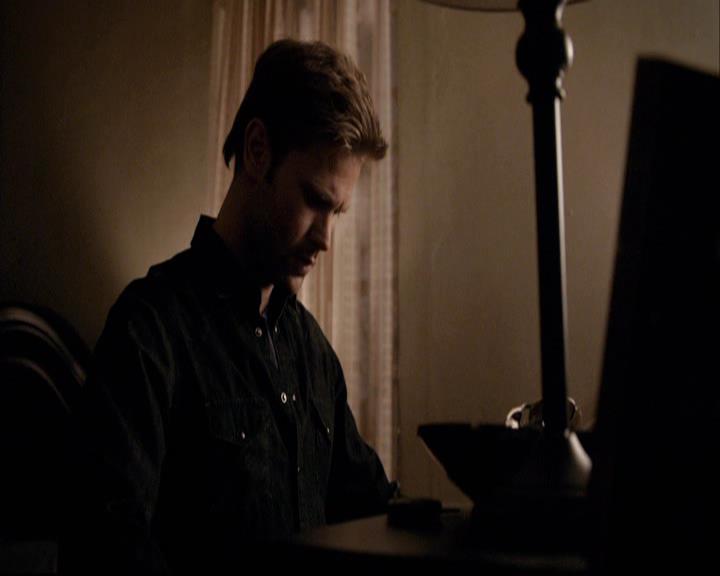 VampireDiariesWorld-dot-org_2x18TheLastDance0651.jpg