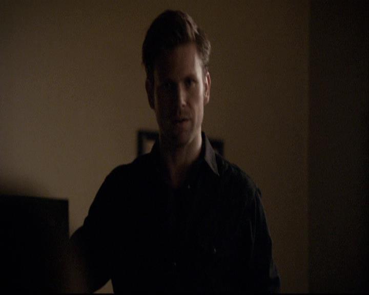 VampireDiariesWorld-dot-org_2x18TheLastDance0666.jpg