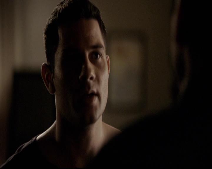 VampireDiariesWorld-dot-org_2x18TheLastDance0694.jpg