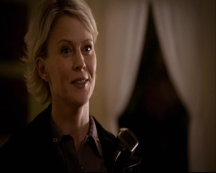 VampireDiariesWorld-dot-org_2x18TheLastDance0743.jpg