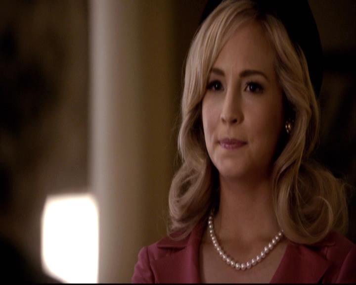 VampireDiariesWorld-dot-org_2x18TheLastDance0745.jpg