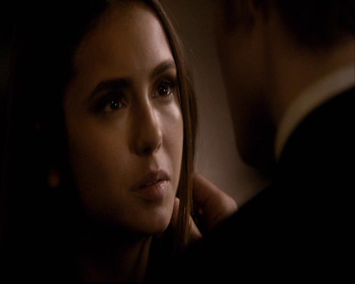 VampireDiariesWorld-dot-org_2x18TheLastDance0811.jpg