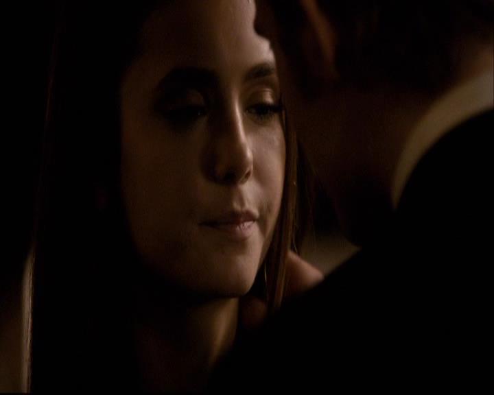 VampireDiariesWorld-dot-org_2x18TheLastDance0819.jpg