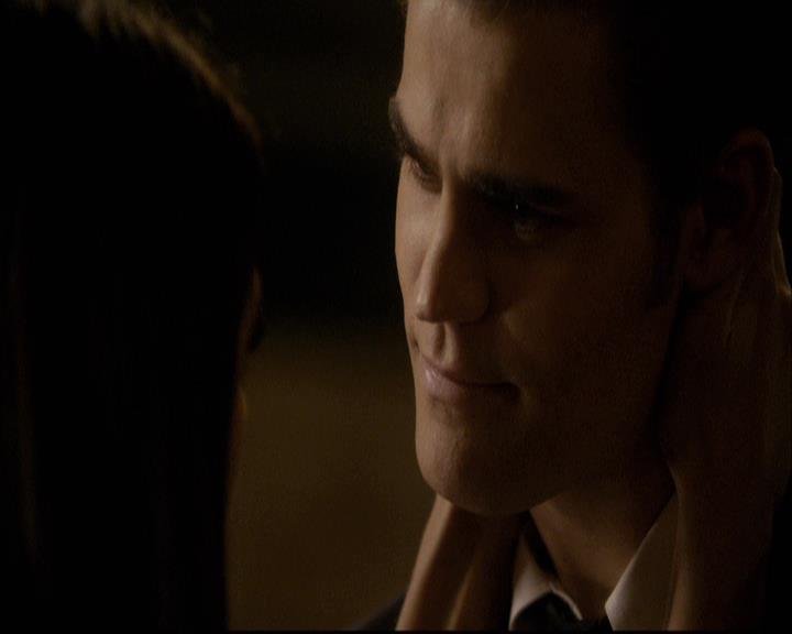 VampireDiariesWorld-dot-org_2x18TheLastDance0829.jpg